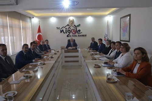 Valimiz Mustafa Koç Kurumumuzu ziyaret ederek İl Özel İdaremiz çalışmaları hakkında brifing aldı. 
